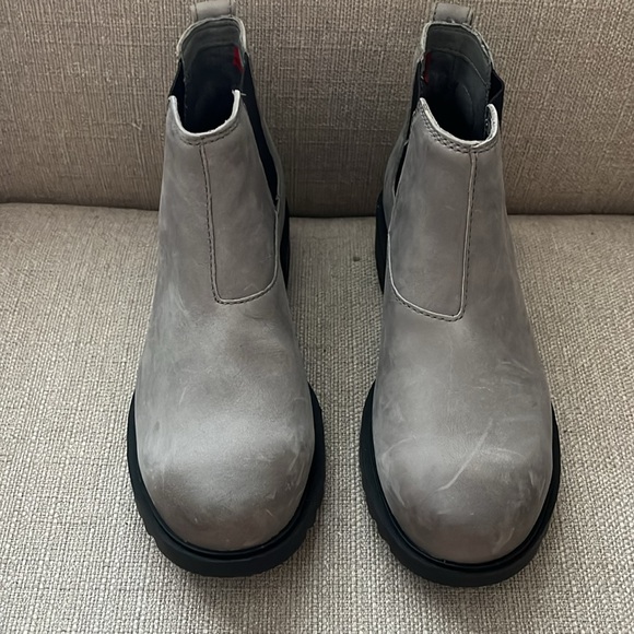 NEW Sorel Emelie II Waterproof Chelsea Boot Gray Size 7 - Picture 4 of 10